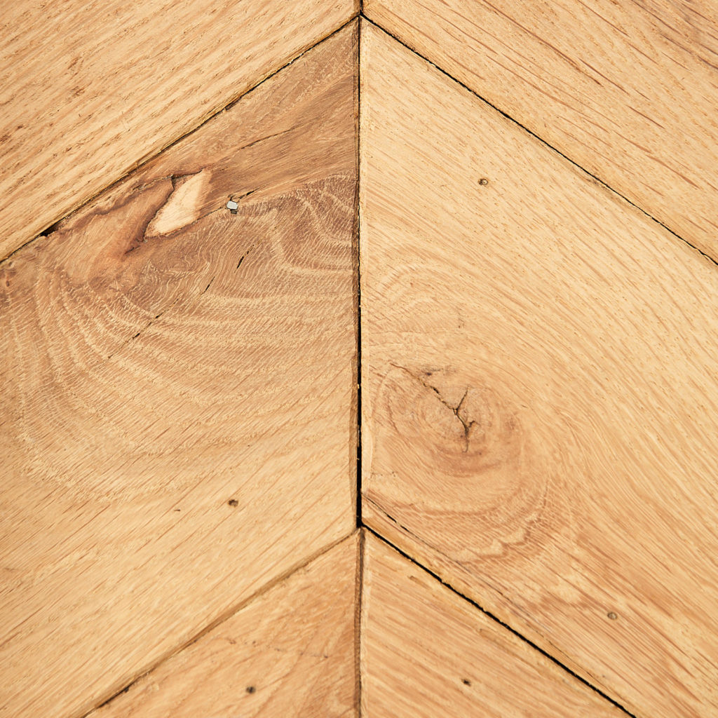 Carpathian Oak Chevron Parquet-115848