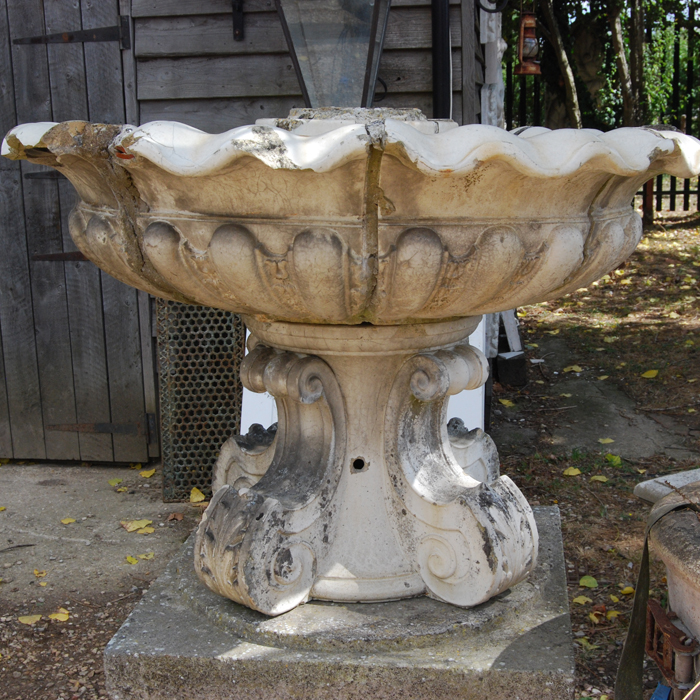 A glazed stoneware fountain bowl-118136