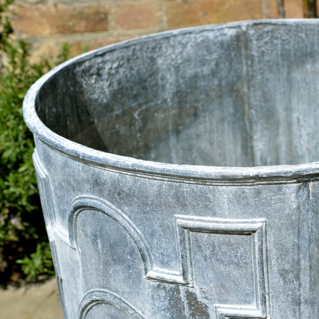 English lead cistern-88511