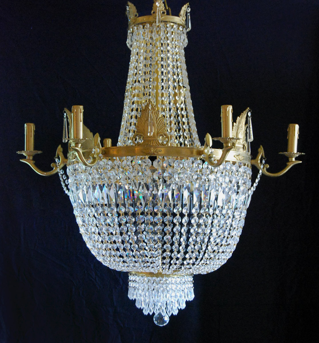 A large Empire style tent and bag chandelier-0