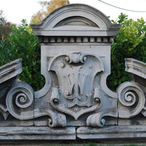 A late Victorian Portland stone cresting-0