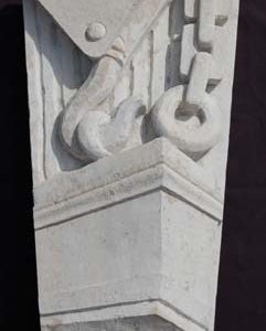 An English portland stone keystone-0