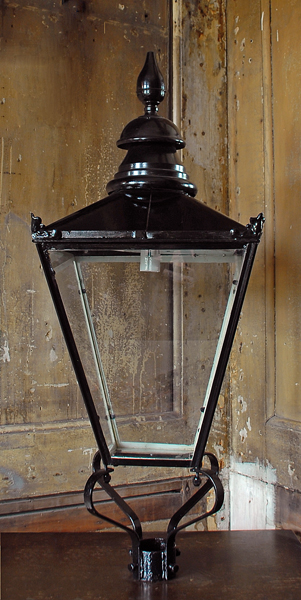 A number of 20th century copper winsor lanterns-0