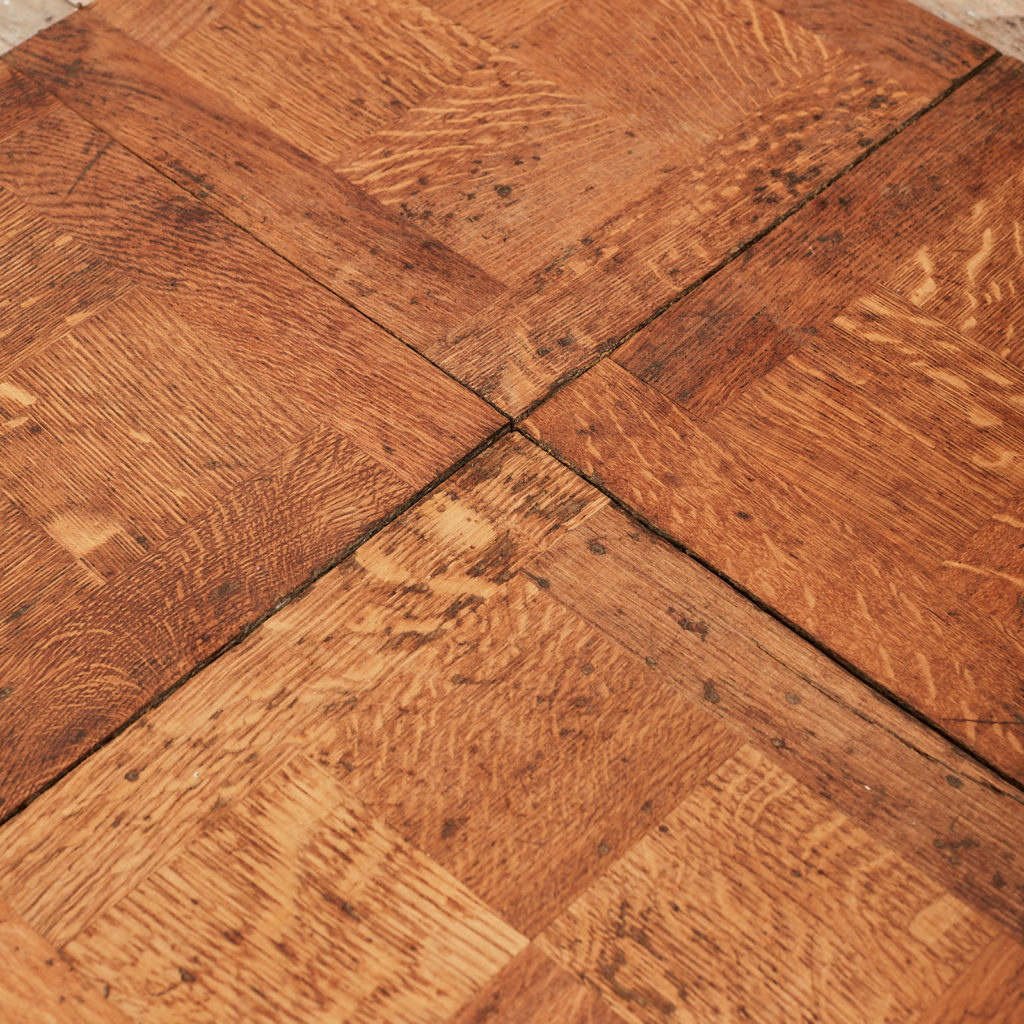 Reclaimed 'Lord Roberts' Parquet de Chantilly-124531