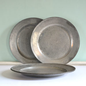 Single reeded pewter chargers