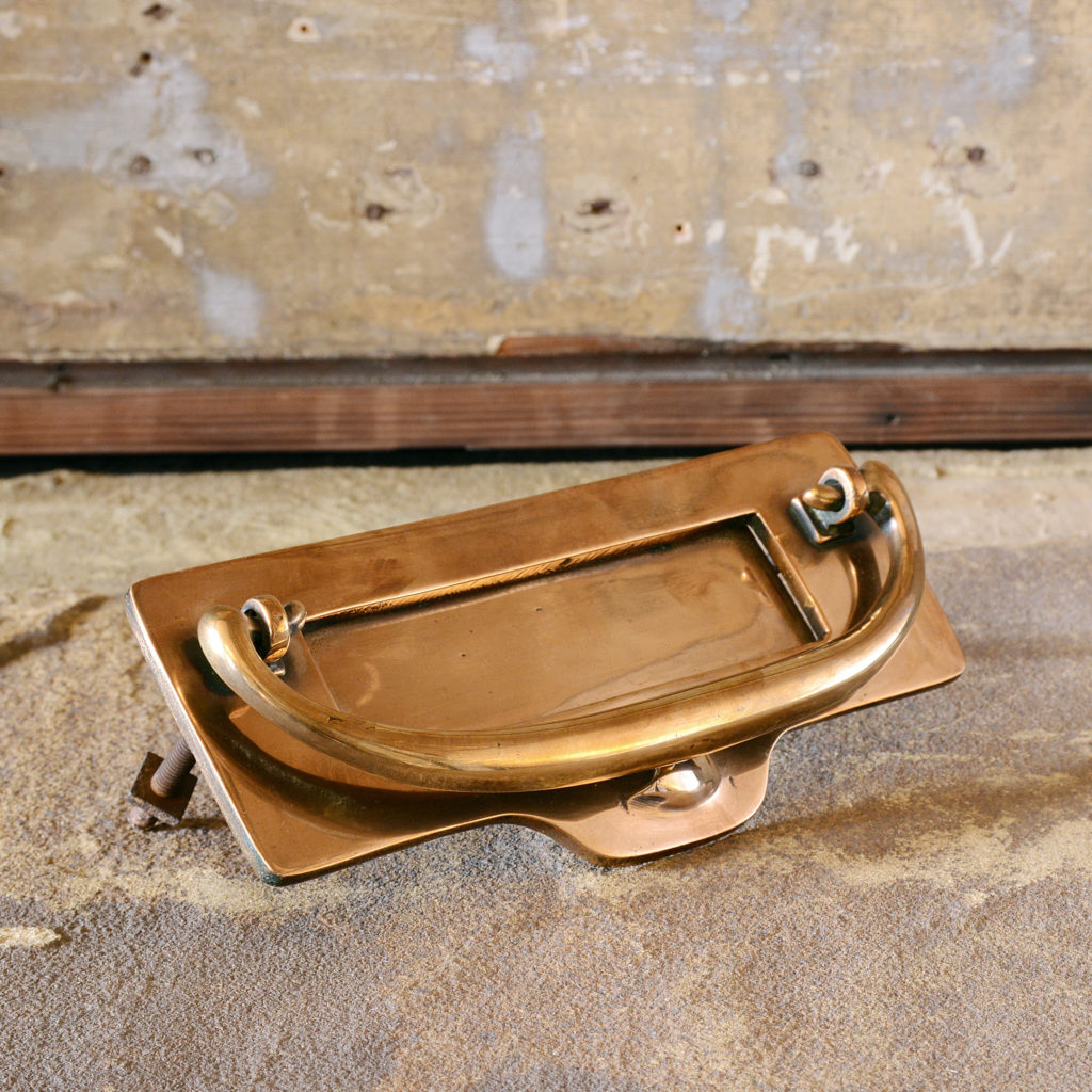 Bronze letterplate with integral knocker,-95165
