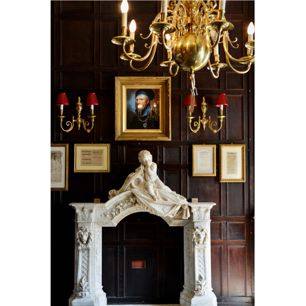 A large oak Jacobean style panelled room-0