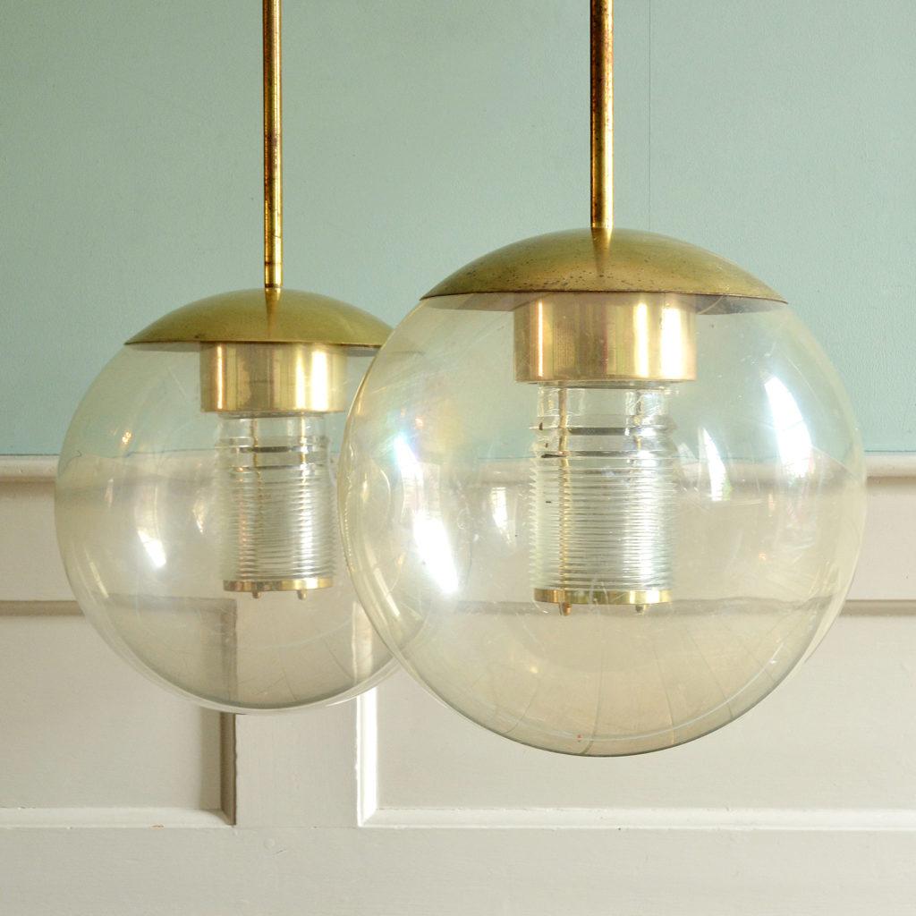 Pendant perspex globe lights,-88829