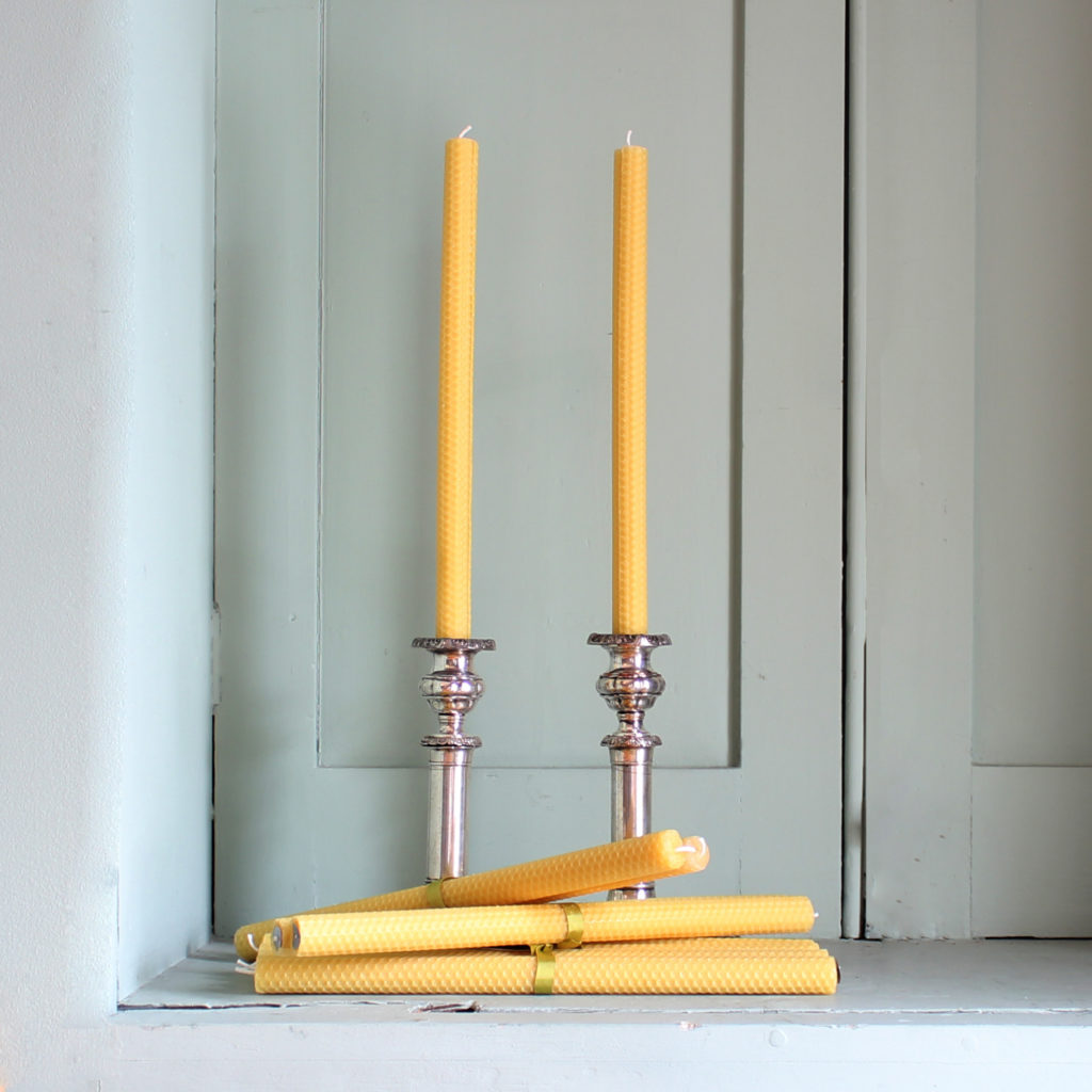 Beeswax rolled candle sticks,-89025