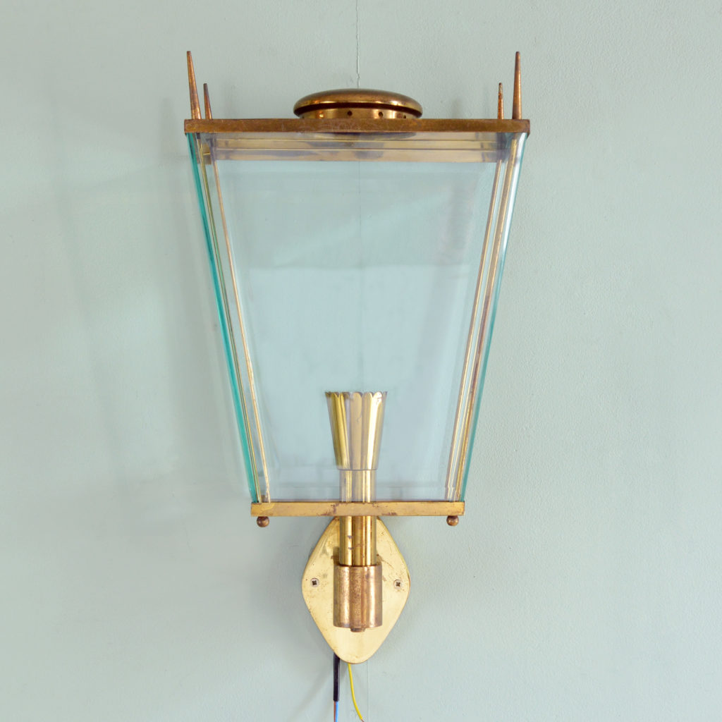 Brass wall mounted lantern, -0