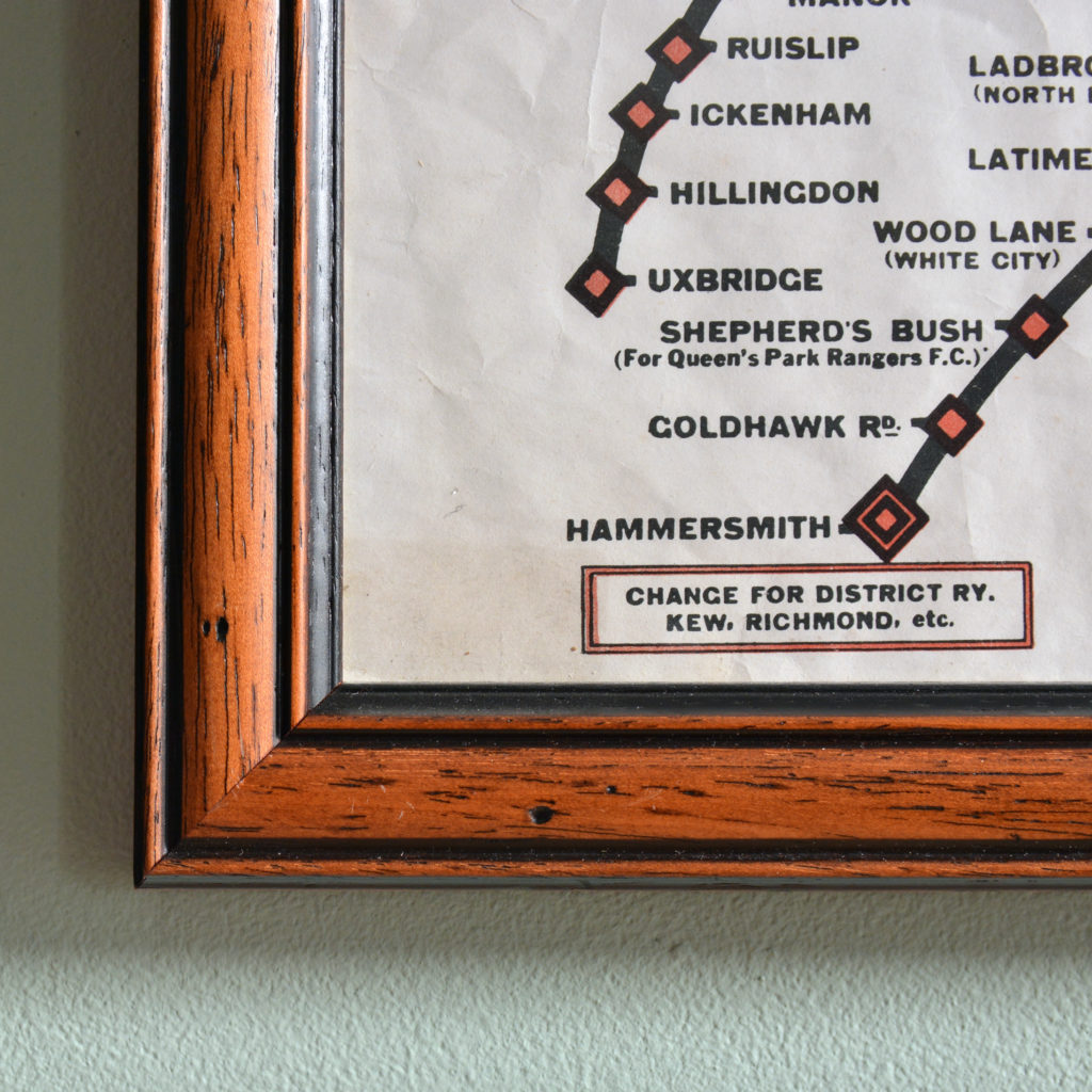 Metropolitan Line, carriage map,-93465