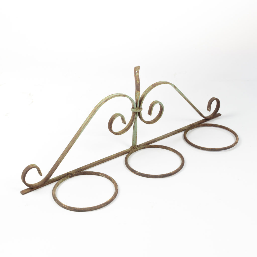 Wrought iron plant pot mount,-93682