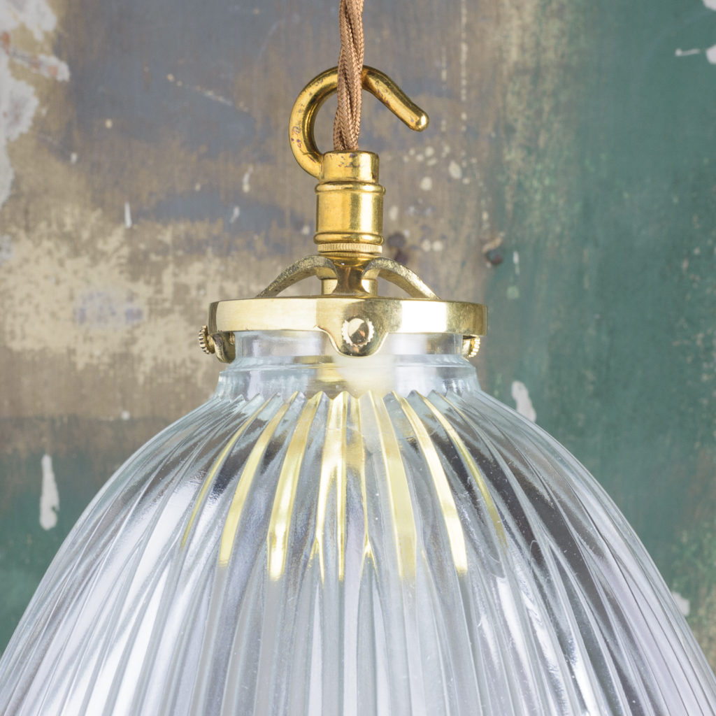 Moulded glass handkerchief pendant lights,-111882