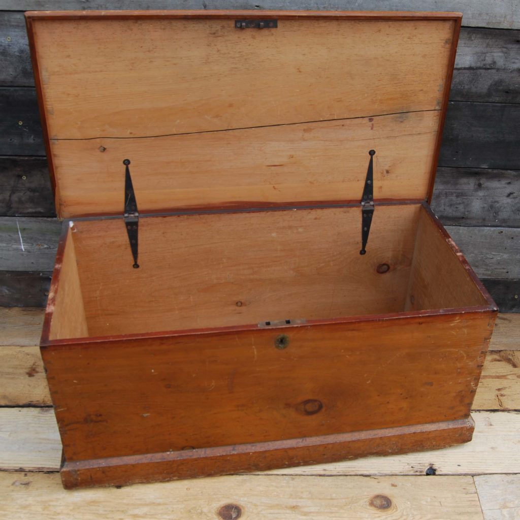 A Victorian pine blanket box-96921