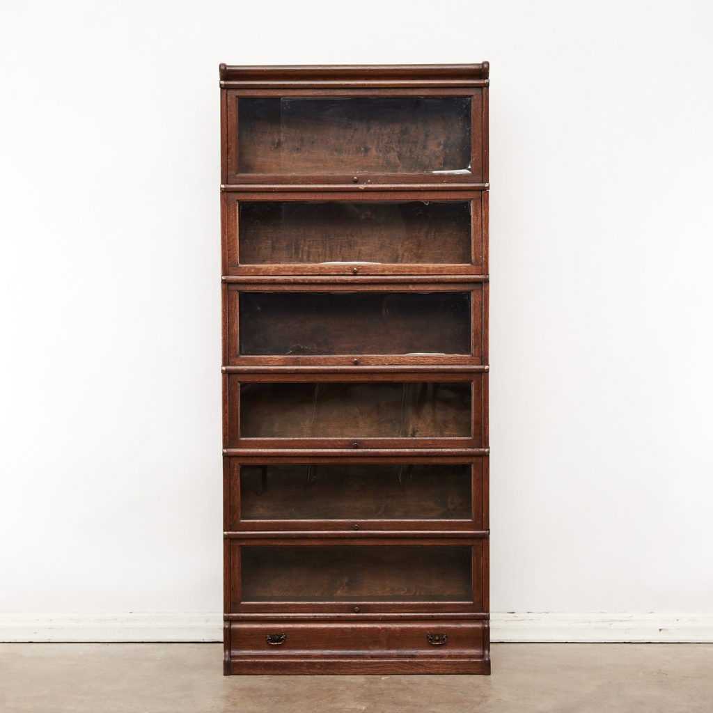 Globe Wernicke bookcase,-0