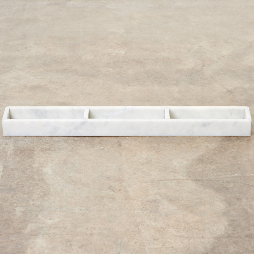 Carrara marble trough,-101072