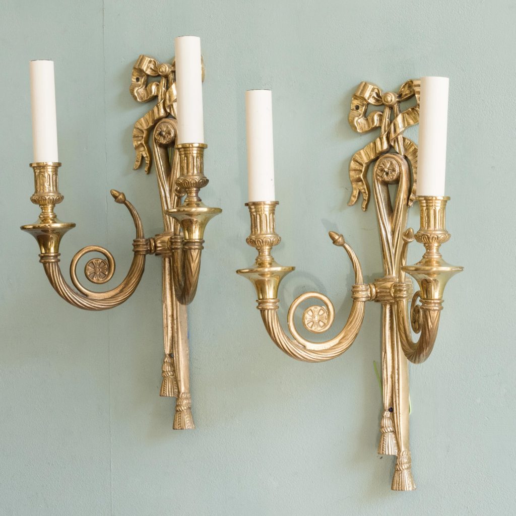 Louis XVI style brass wall lights,-101422