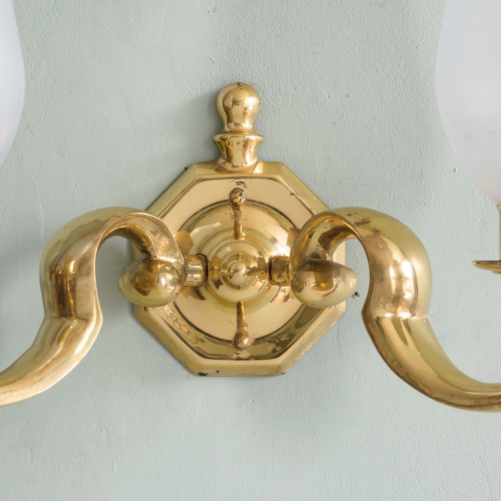 Scrolled brass wall lights,-105129