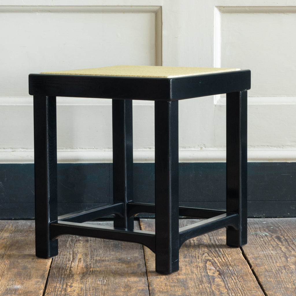 Black lacquer stools,-105520