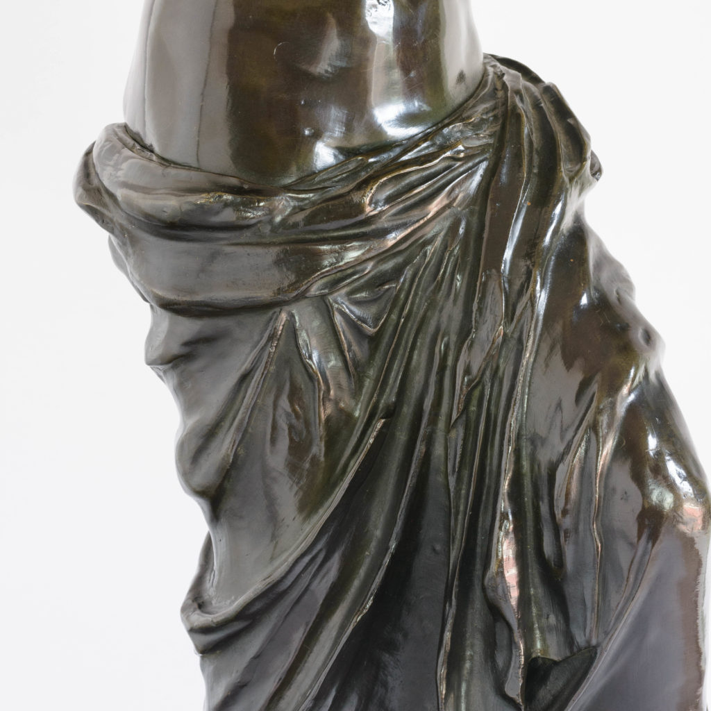 Bronze figure of Venus de Milo,-106444