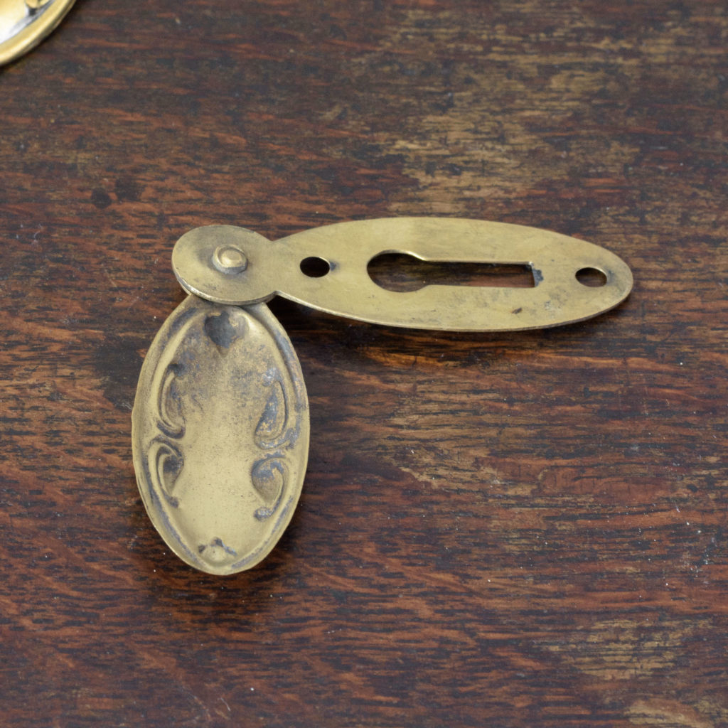 Pressed brass escutcheons,-107753