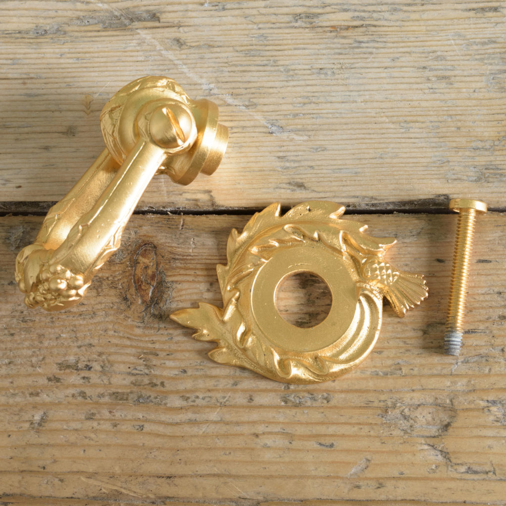 Gilt drawer pulls,-109650