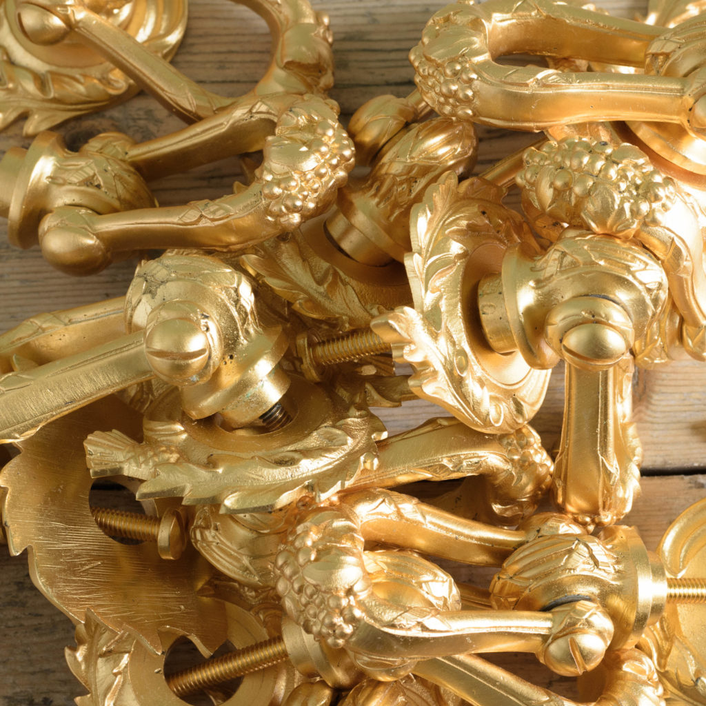 Gilt drawer pulls,-109652