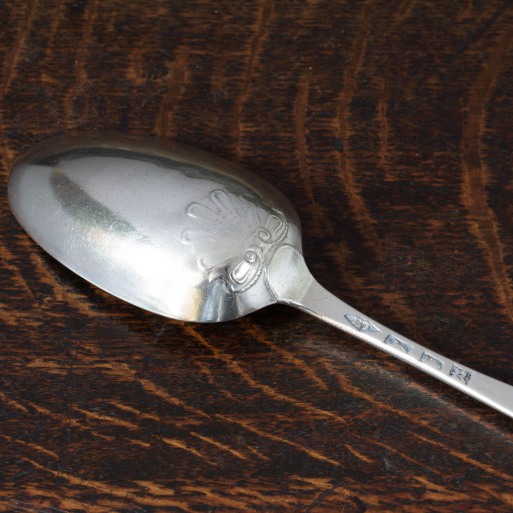 George III large silver Fiddle Pattern pudding spoon,-110554