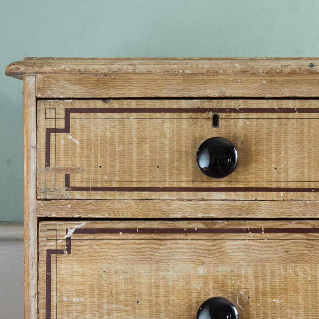 Victorian chest of drawers,-112260