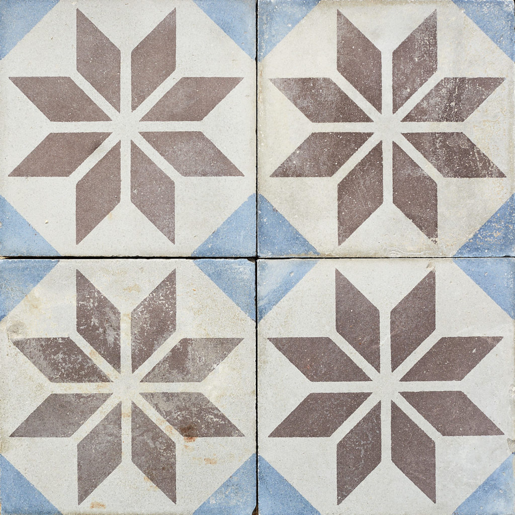 Reclaimed French farmhouse tiles,-112324