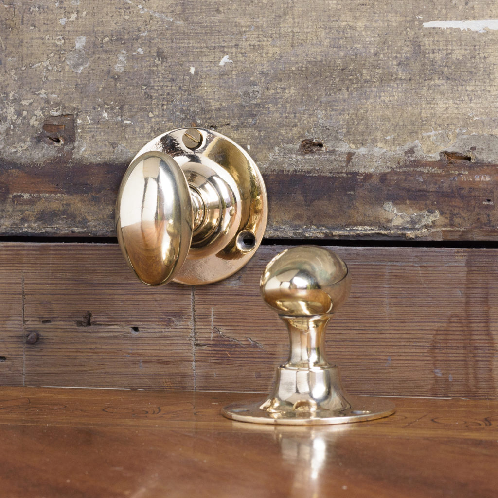 Early twentieth century oval door knobs,-112431