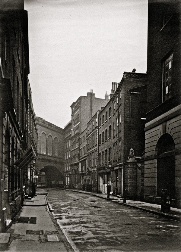 Crutched Friars looking East 1911 A.D.