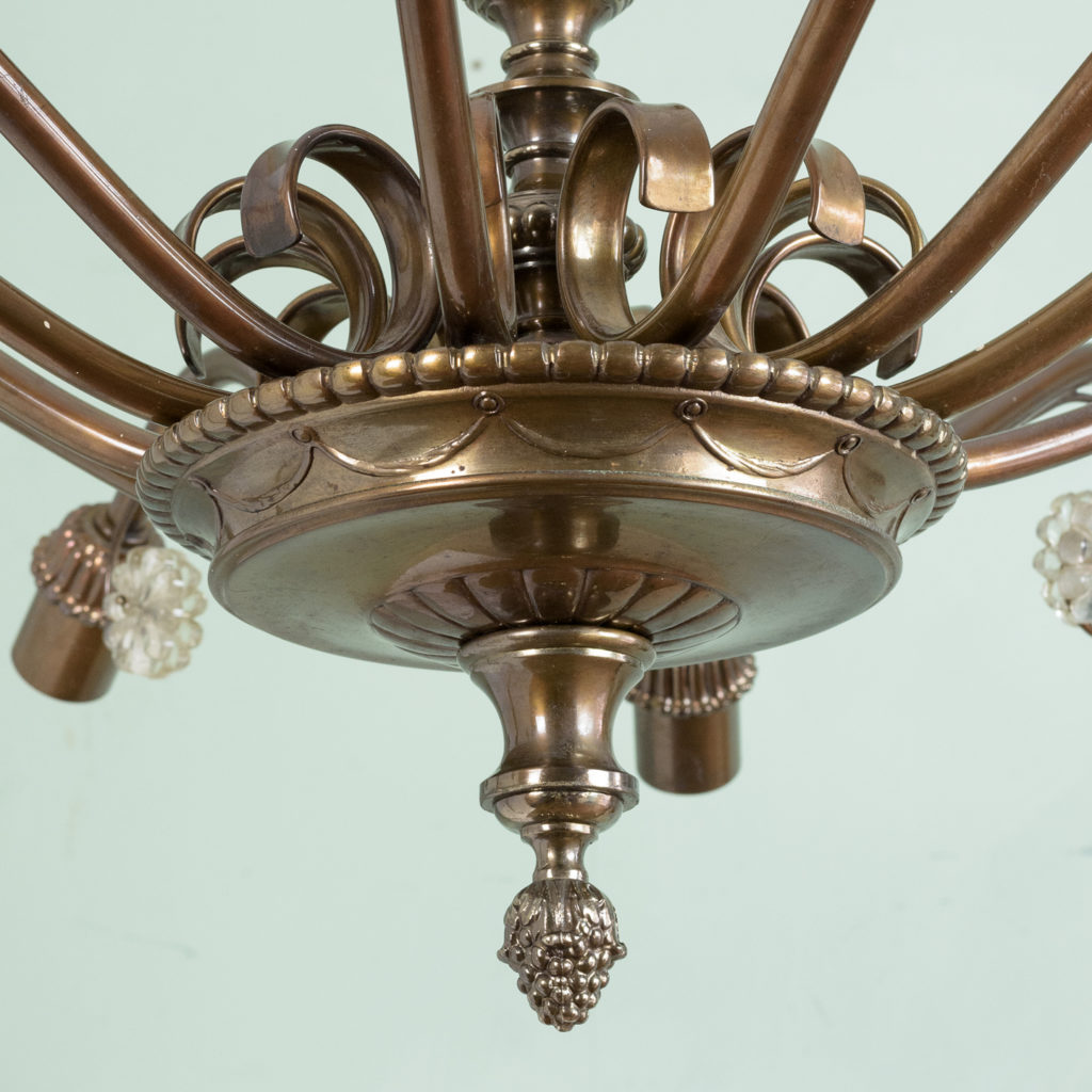 Continental twelve branch bronzed chandelier,-113619