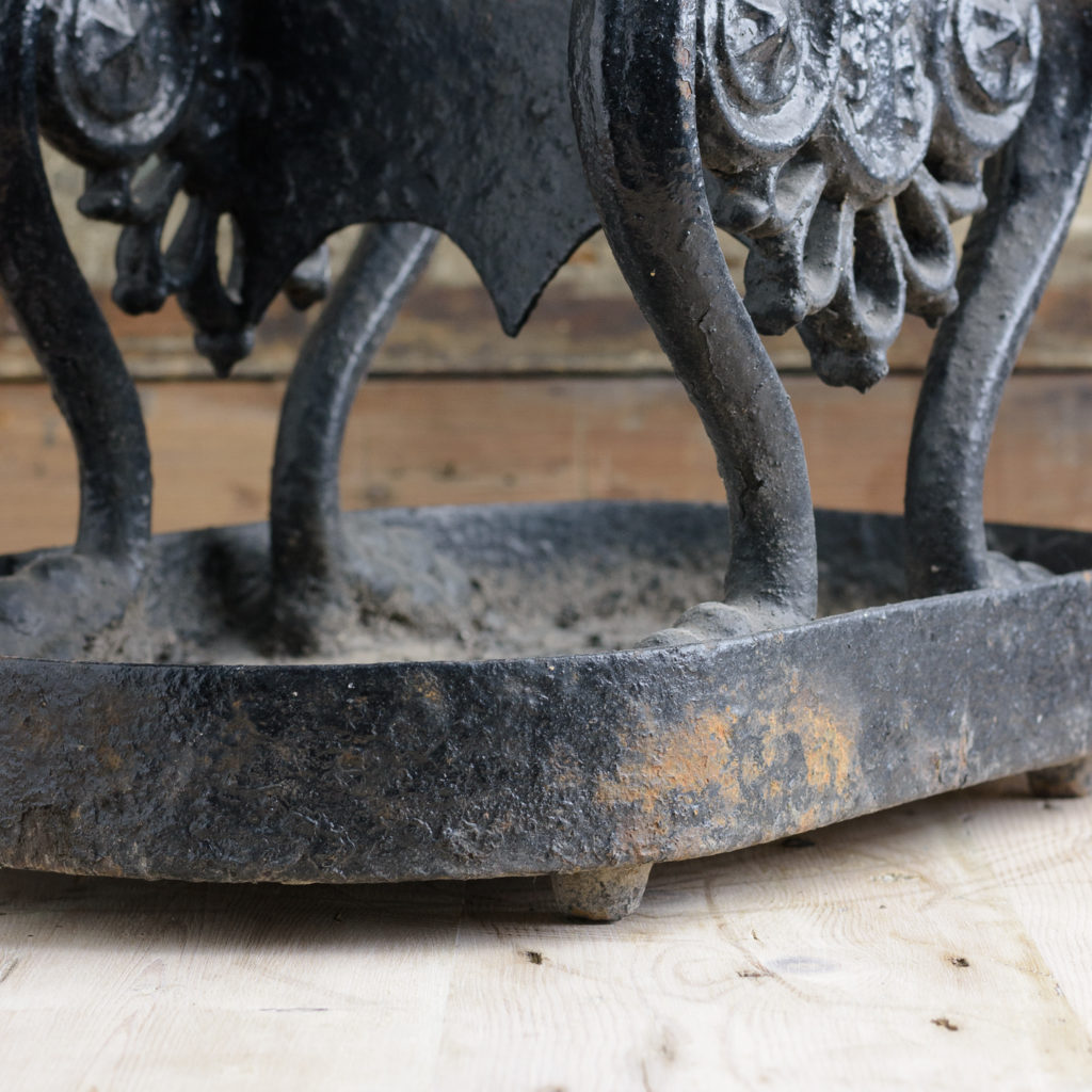Regency cast iron boot scraper,-114129