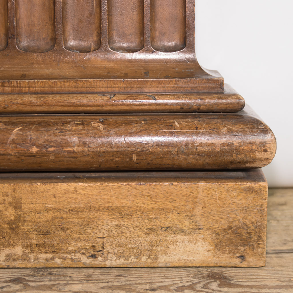 Royal College of Surgeons sapele pilasters,-115004