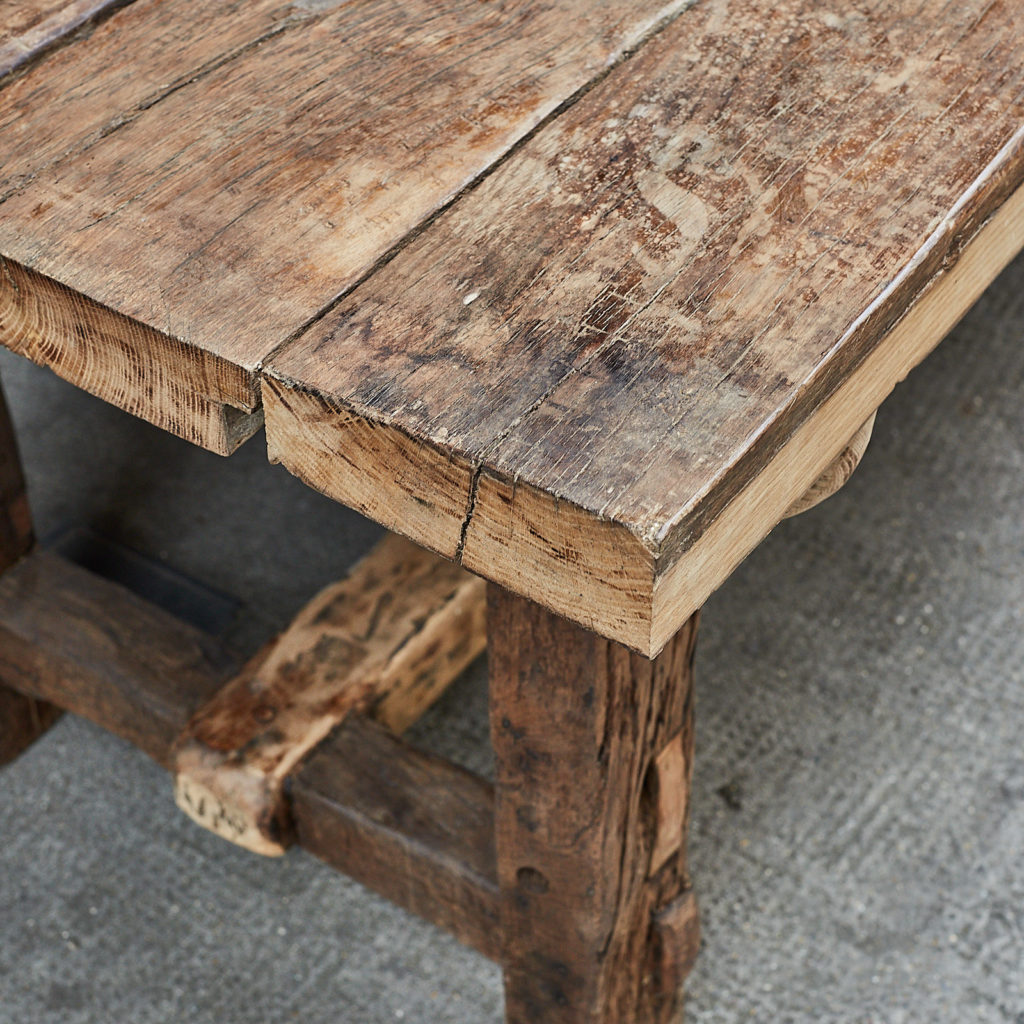 Granary table,-115501