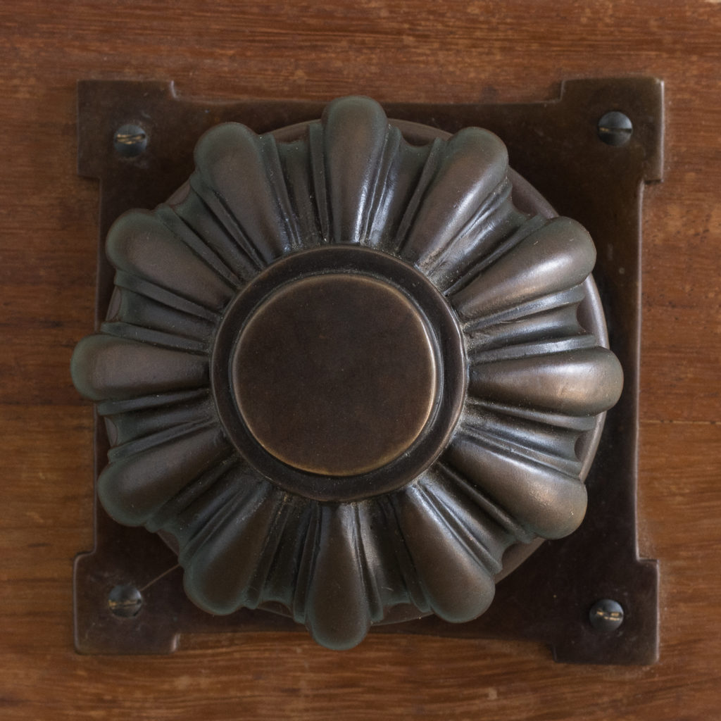 English lobed bronze door boss,-115212