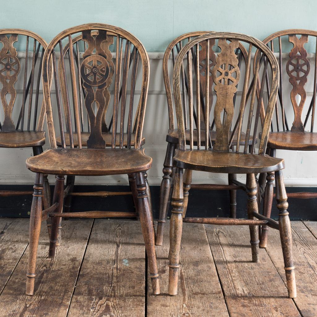 Matched set of six wheel back Windsor chairs,-116744