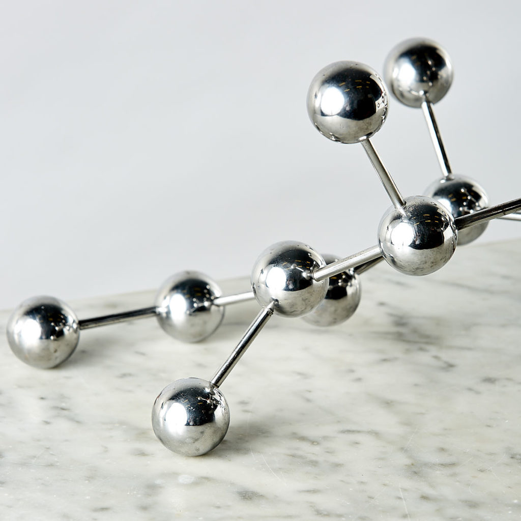 Serotonin molecular structure,-117846