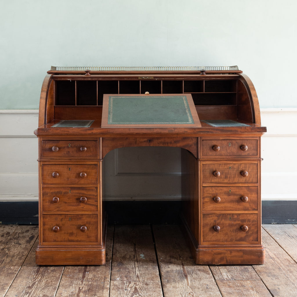 Victorian mahogany cylinder desk,-117702