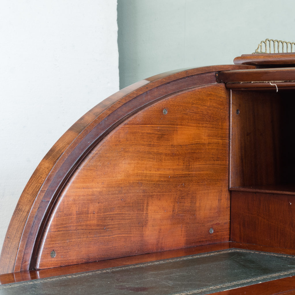 Victorian mahogany cylinder desk,-117715