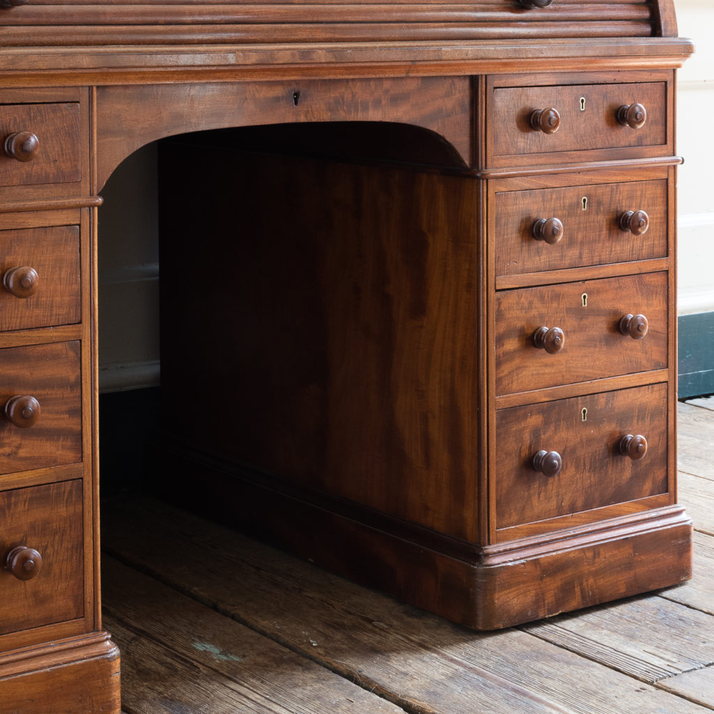 Victorian mahogany cylinder desk,-117704
