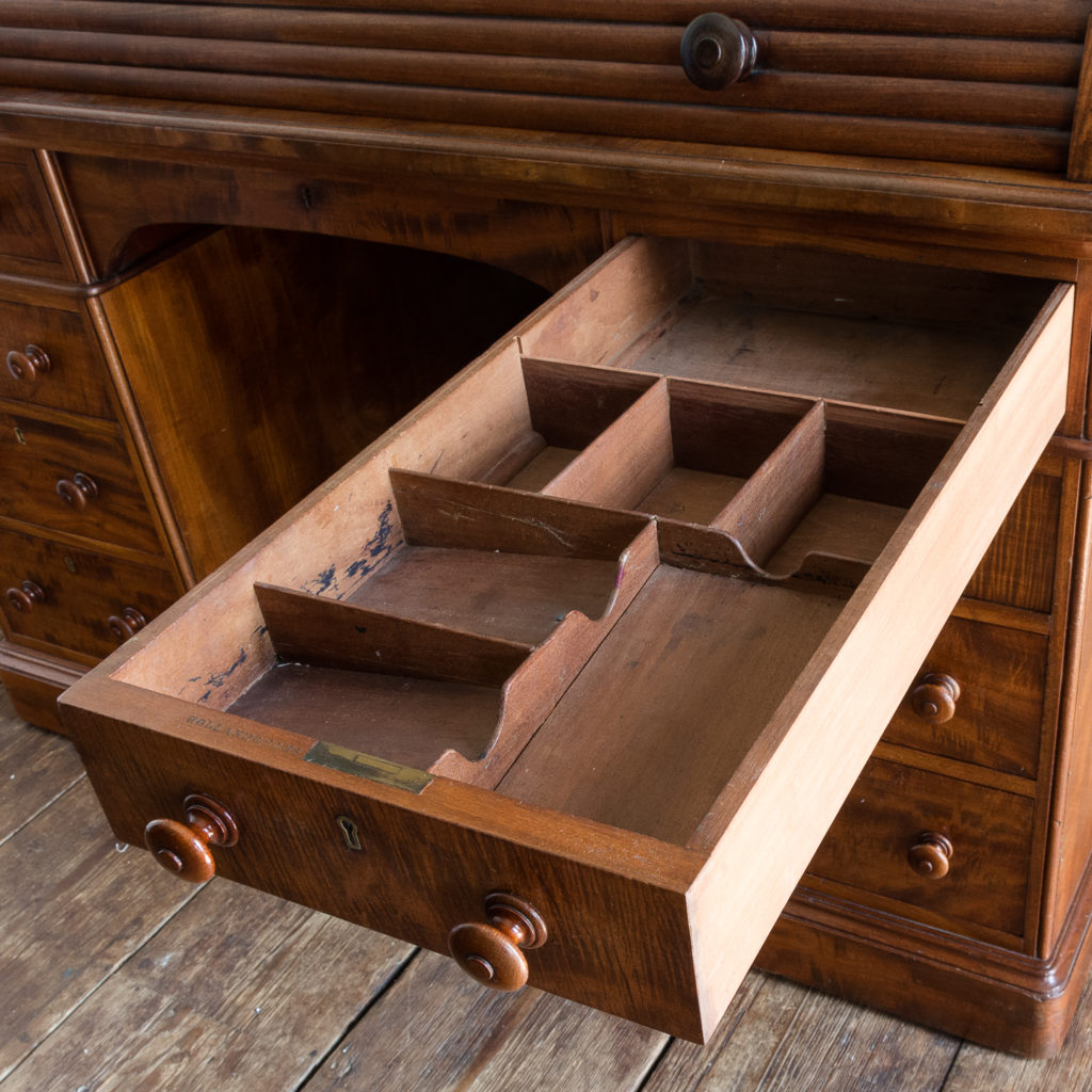 Victorian mahogany cylinder desk,-117720