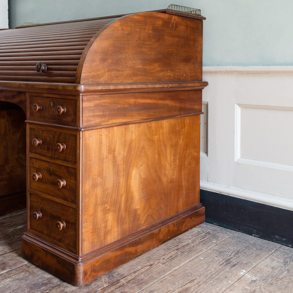 Victorian mahogany cylinder desk,-117716