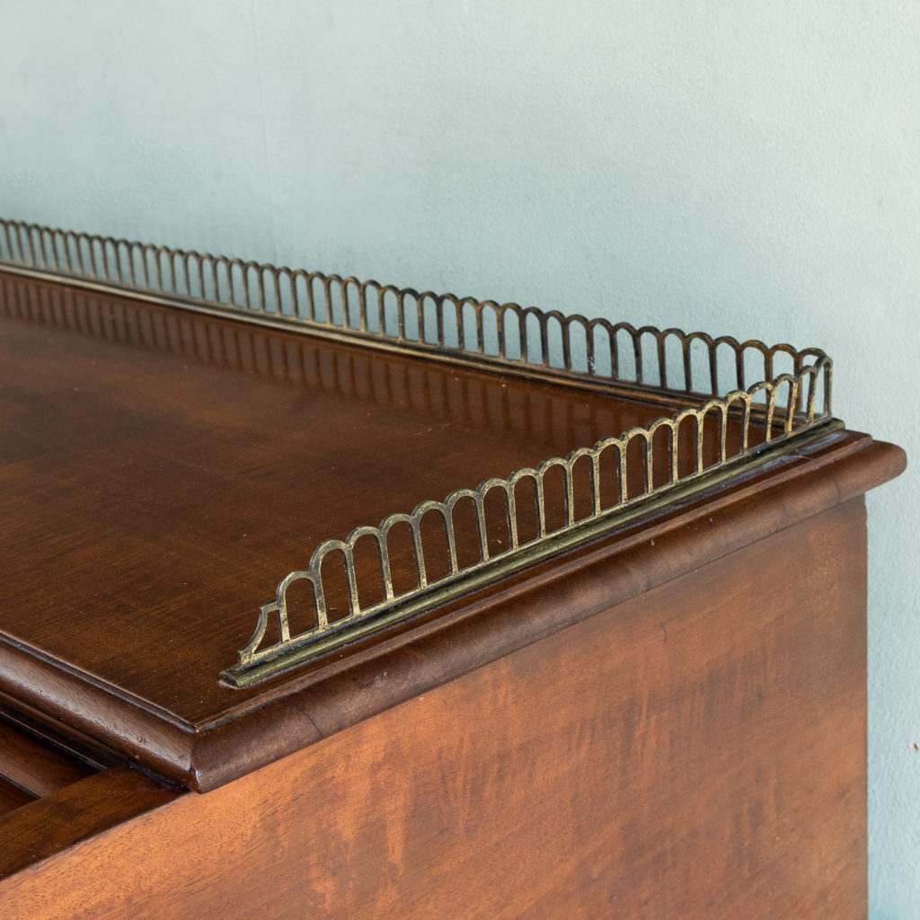 Victorian mahogany cylinder desk,-117714