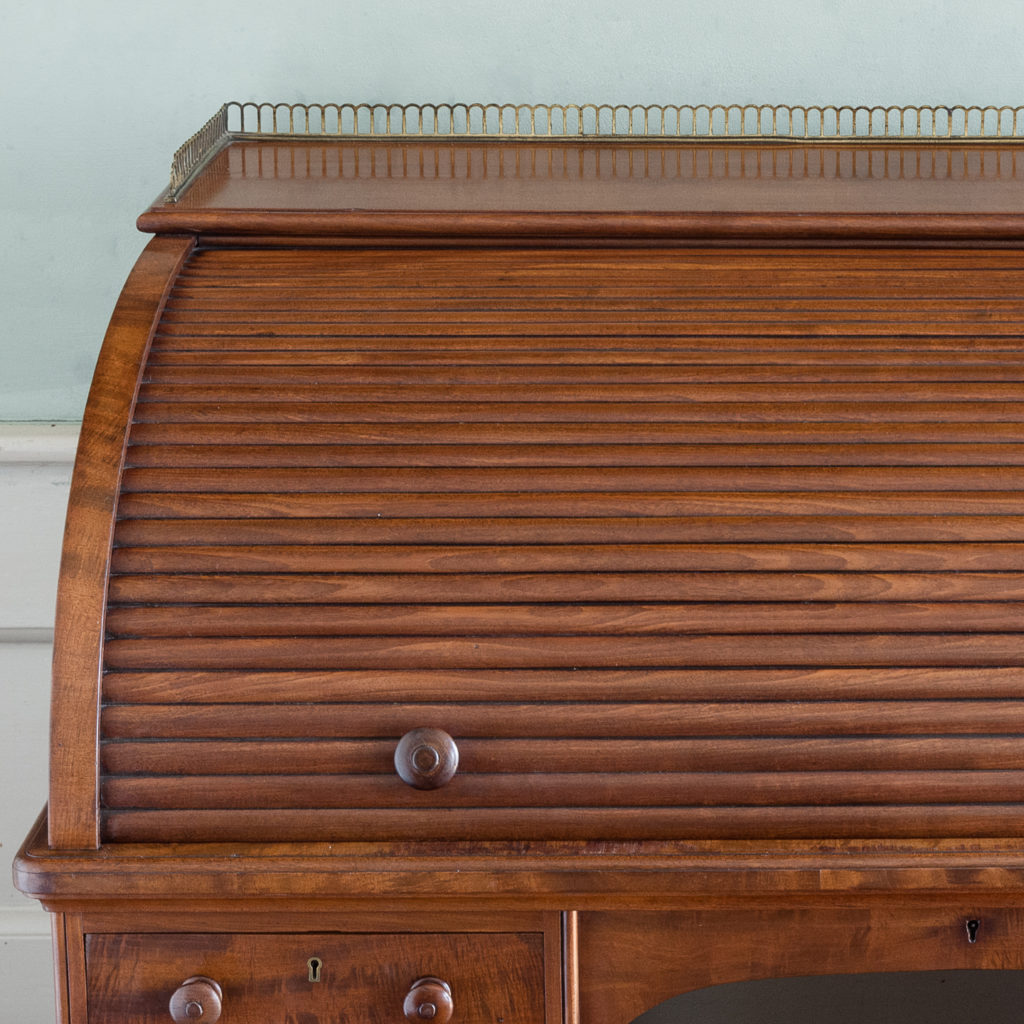 Victorian mahogany cylinder desk,-117703