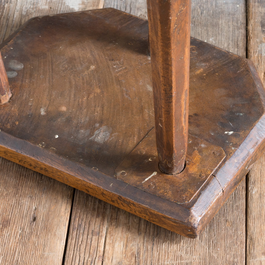 Walnut milking stool,-119525