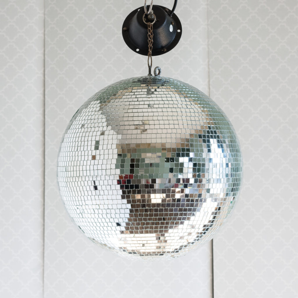 Twentieth century disco ball, -0