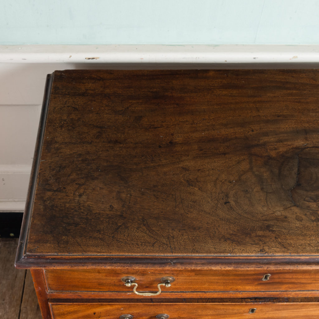 George III diminutive mahogany chest of drawers,-120339