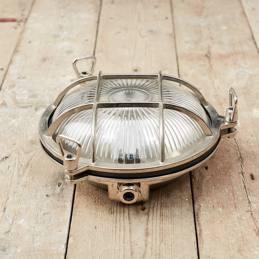 A round polished nickel bulkhead light,-121603